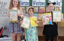 Laureatki konkursu recytatorsko – aktorskiego „Wiersze Wieslawa Drabika” 2