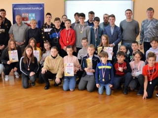 Sukces w Mistrzostwach Powiatu w Druzynowych Szachach 4