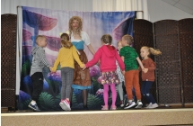 Teatrzyk ''Alicja w krainie dobrych manier” 2