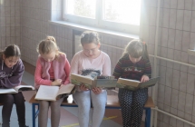 Udzial uczniow klasy I w kampanii Mala ksiazka- wielki czlowiek (3)