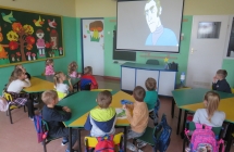 Udzial uczniow SP w Milaczewie w akcji Dzien Postaci z Bajek (22)