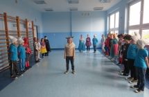 Udzial uczniow SP w Milaczewie w akcji Dzien Postaci z Bajek (9)
