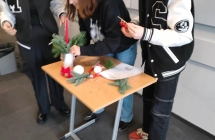 Uczniowie klasy VIII SP w Milaczewie podczas konkursu miedzyszkolnego Wyscigi zawodowcow (3)