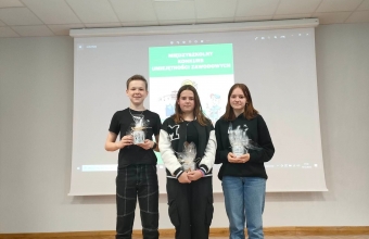 Uczniowie klasy VIII SP w Milaczewie podczas konkursu miedzyszkolnego Wyscigi zawodowcow (4)
