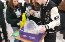 Uczniowie klasy VIII SP w Milaczewie podczas konkursu miedzyszkolnego Wyscigi zawodowcow (5)
