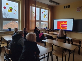 Rodzice uczniow klasy 8, podczas realizacji programu unplugged