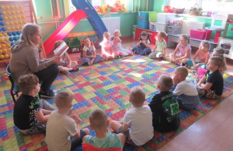 Uczniowie SP w Milaczewie podczas Dnia Glosego Czytania (7)