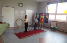 Uczniowie SP w Milaczewie podczas wystepu cyrkowego (13)