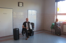 Uczniowie SP w Milaczewie podczas kwietniowej audycji muzycznej (2)