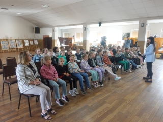 Uczniowie klas I-III SP w Milaczewie podczas wystawy Pasji w CKiBP w Malanowie (10)