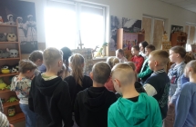 Uczniowie klas I-III SP w Milaczewie podczas wystawy Pasji w CKiBP w Malanowie (15)