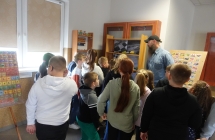 Uczniowie klas I-III SP w Milaczewie podczas wystawy Pasji w CKiBP w Malanowie (13)