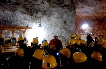 Udzial uczniow klas IV-VIII SP w Milaczewie w wycieczce do Klodawy (4)