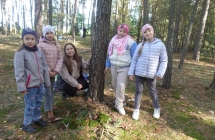 Dzieci z oddzialu przedszkolnego oraz uczniowie klas I-III SP w Milaczewie podczas wyciecz (1)