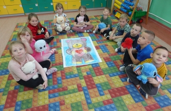 Dzien Pluszowego Misia 2024- dzieci z oddzialu przedszkolnego SP w Milaczewie (9)