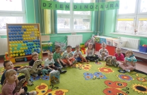 Dzien dinozaura (2)