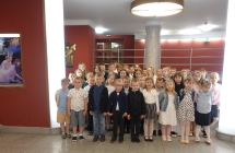 Wyjazd do teatru na spektakl Dzikie labedzie (1)