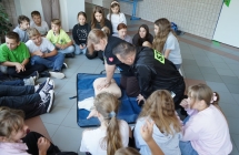 Udzial dzieci z oddzialu przedszkolnego oraz uczniow klas I-VIII SP w Milaczewie w Biciu R (2)